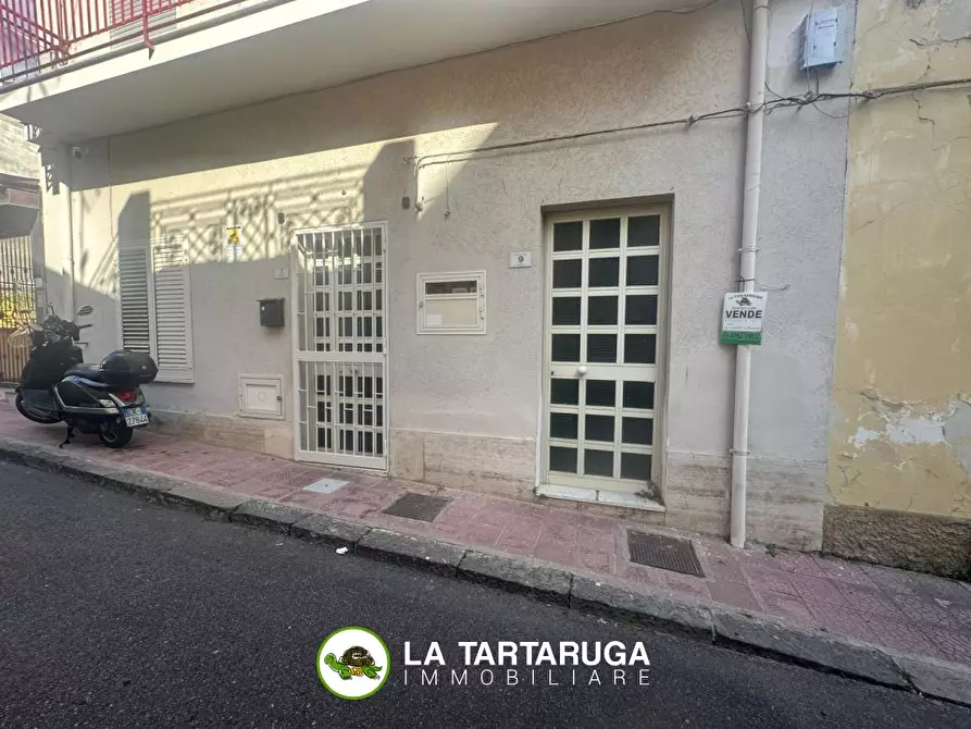 Immagine 2 di Appartamento in vendita  a Furci Siculo