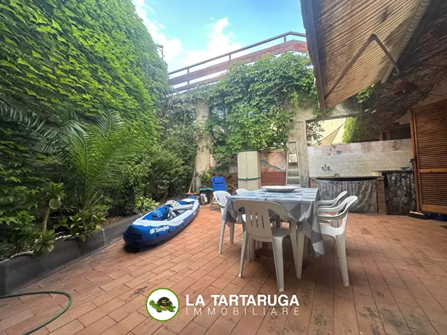 Immagine 8 di Appartamento in vendita  396 a Sant'alessio Siculo