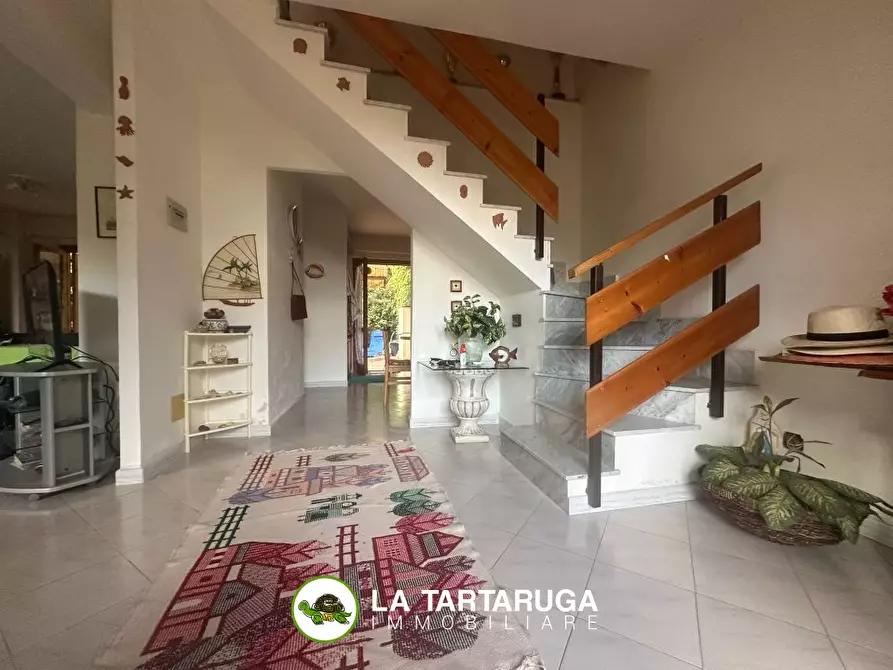 Immagine 3 di Appartamento in vendita  396 a Sant'alessio Siculo