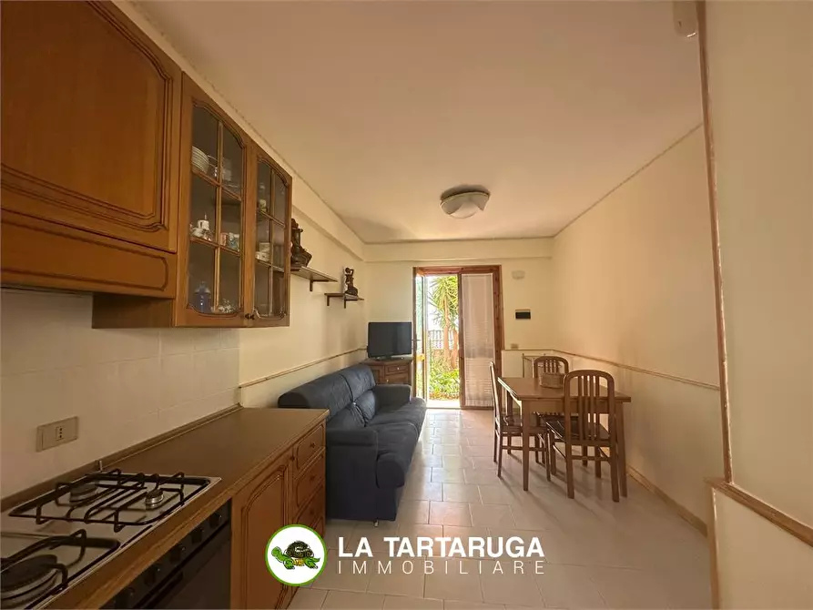 Immagine 6 di Appartamento in vendita  a Sant'alessio Siculo