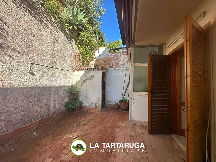 Immagine 8 di Appartamento in vendita  a Sant'alessio Siculo