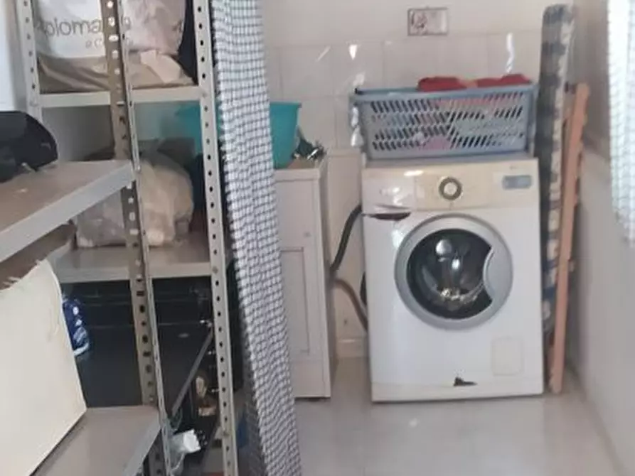 Immagine 10 di Appartamento in vendita  a Messina