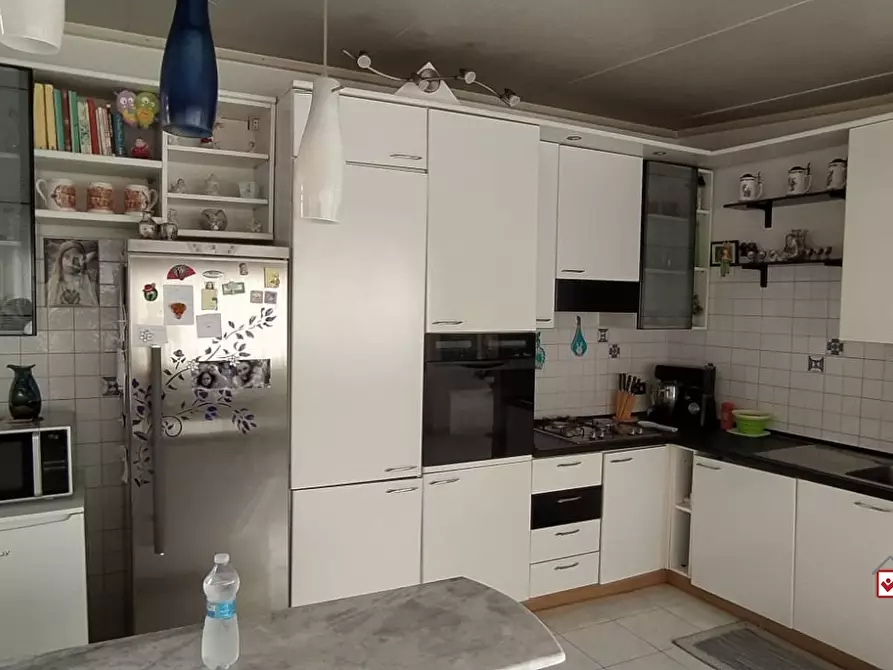 Immagine 5 di Appartamento in vendita  a Messina