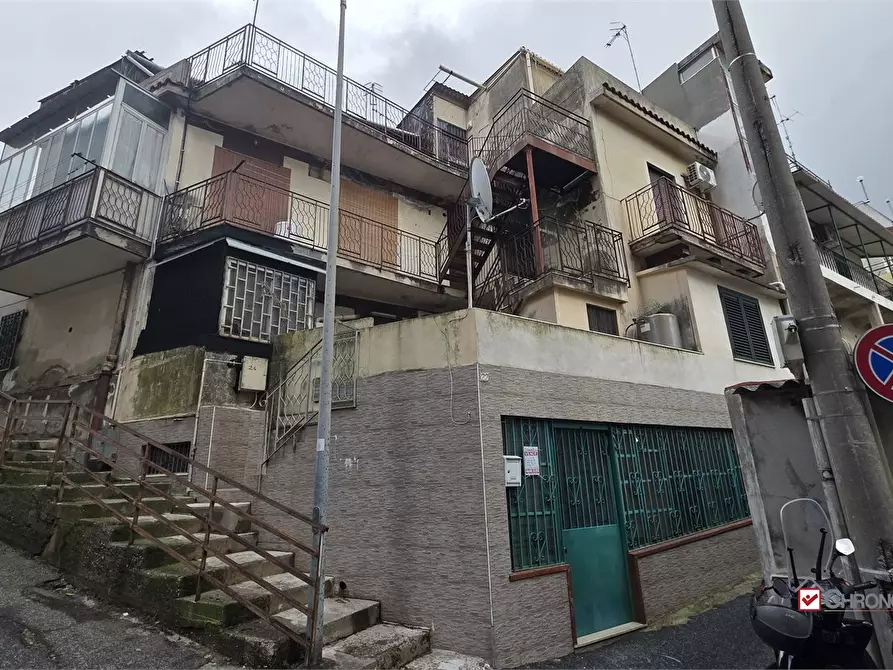 Immagine 2 di Appartamento in vendita  a Messina