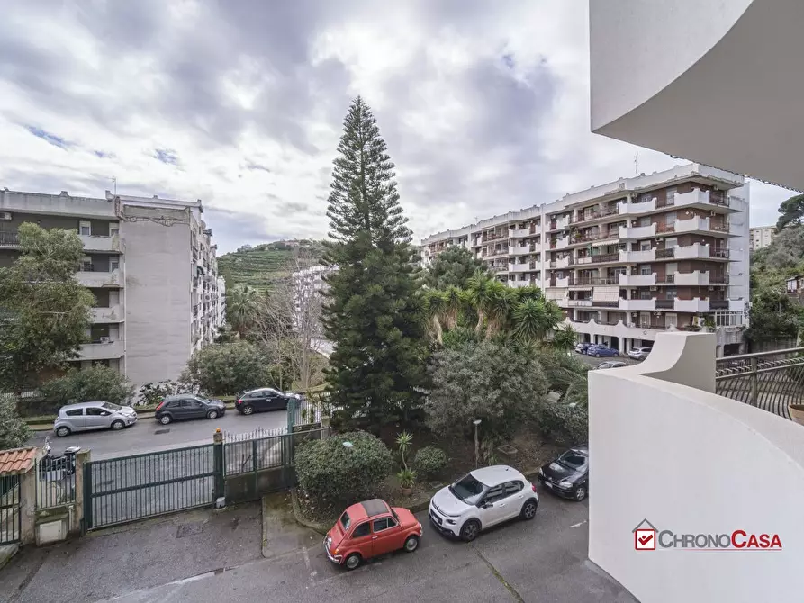 Immagine 4 di Appartamento in vendita  a Messina