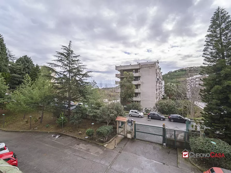 Immagine 5 di Appartamento in vendita  a Messina