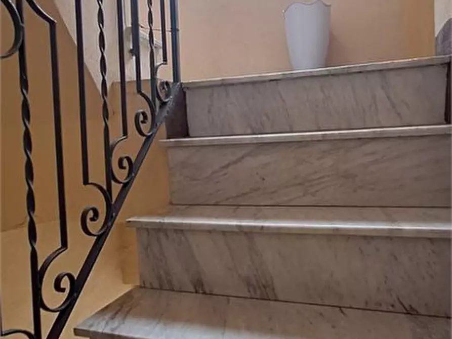 Immagine 8 di Appartamento in vendita  a Messina