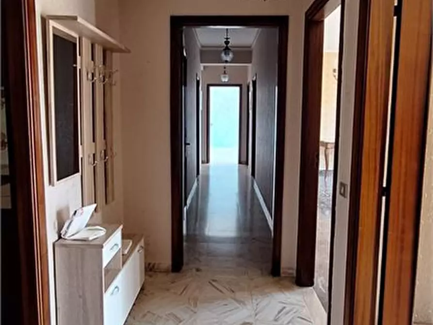 Immagine 10 di Appartamento in vendita  a Messina