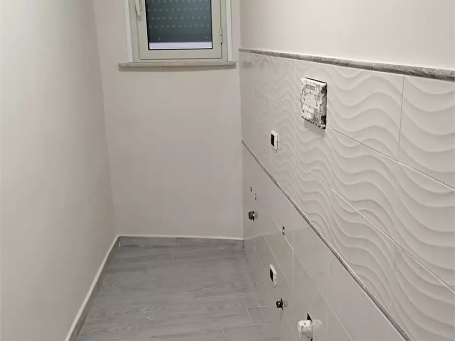 Immagine 9 di Appartamento in vendita  a Messina