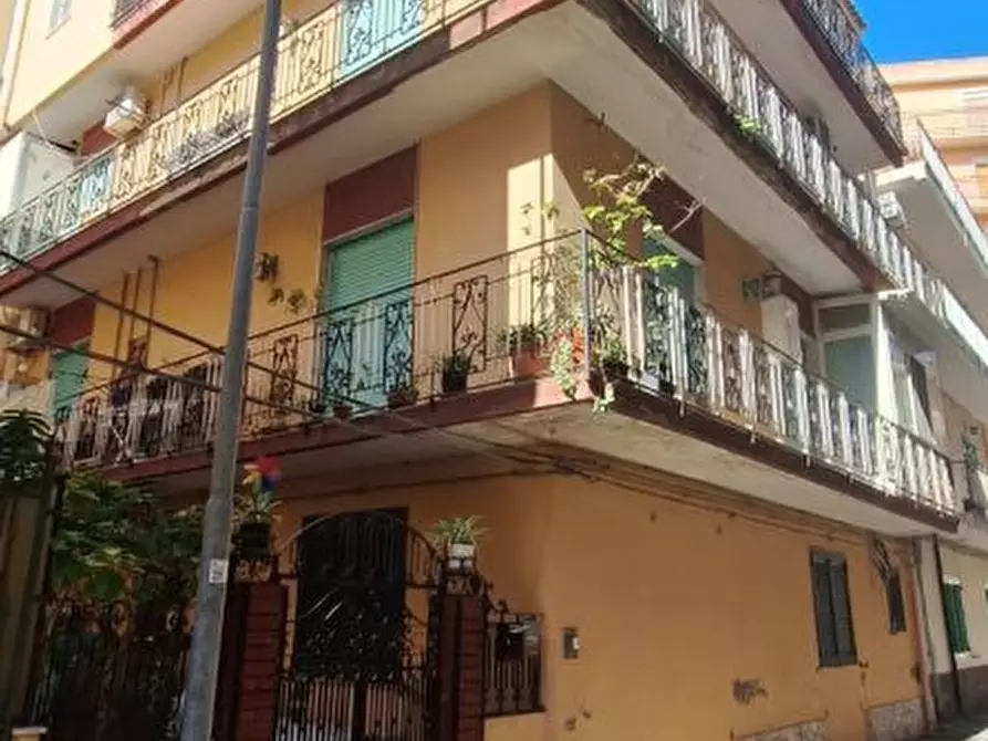 Immagine 1 di Appartamento in vendita  a Messina