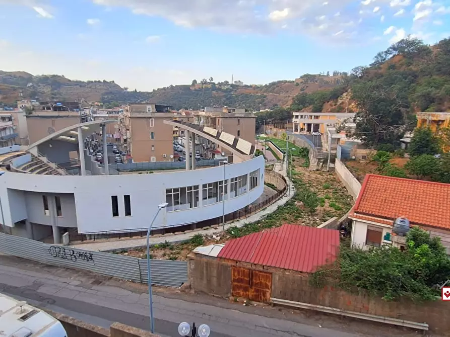 Immagine 4 di Appartamento in vendita  a Messina