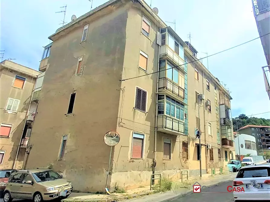 Immagine 4 di Appartamento in vendita  a Messina