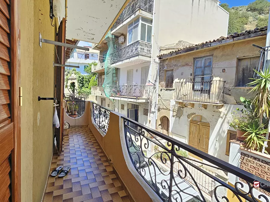 Immagine 2 di Appartamento in vendita  a Messina