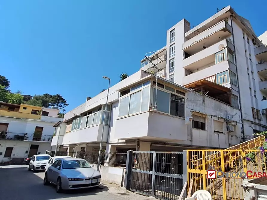 Immagine 2 di Appartamento in vendita  a Messina