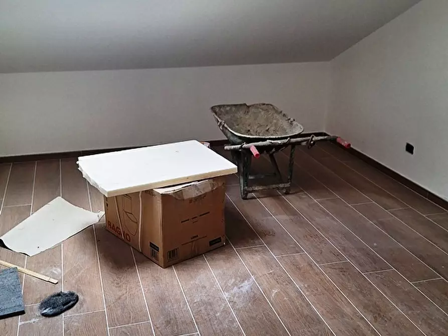 Immagine 9 di Appartamento in vendita  a Messina