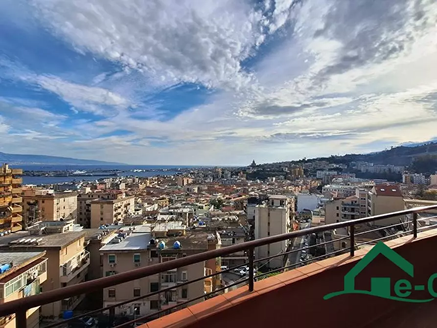 Immagine 5 di Appartamento in vendita  a Messina