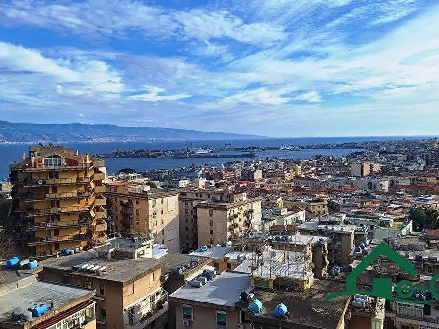 Immagine 3 di Appartamento in vendita  a Messina