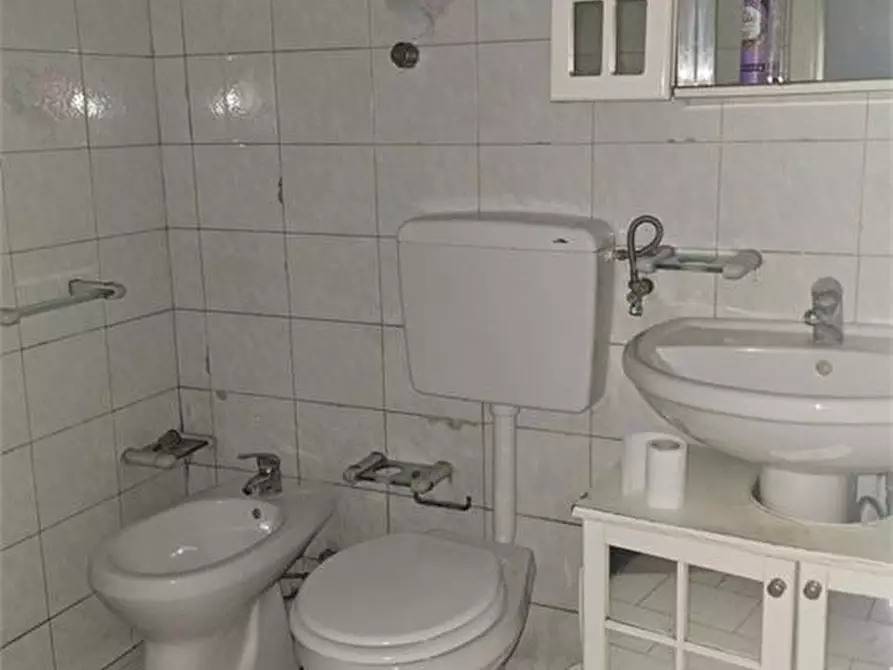 Immagine 10 di Appartamento in vendita  15 a Messina