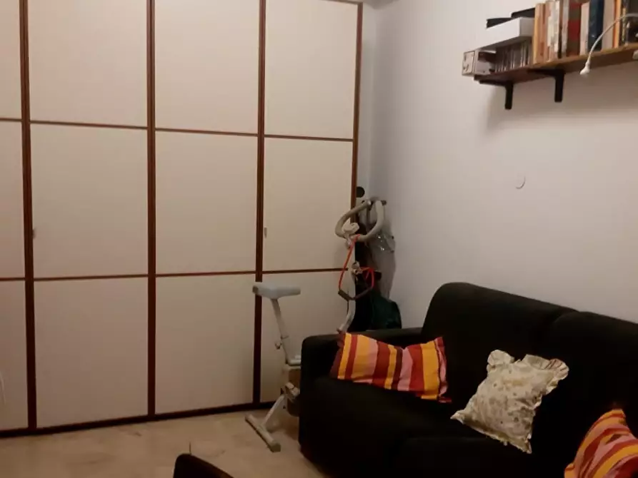 Immagine 9 di Appartamento in vendita  38 a Villafranca Tirrena