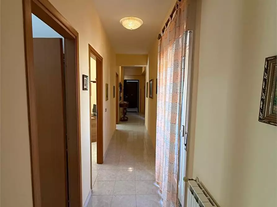 Immagine 5 di Appartamento in vendita  10 a Spadafora