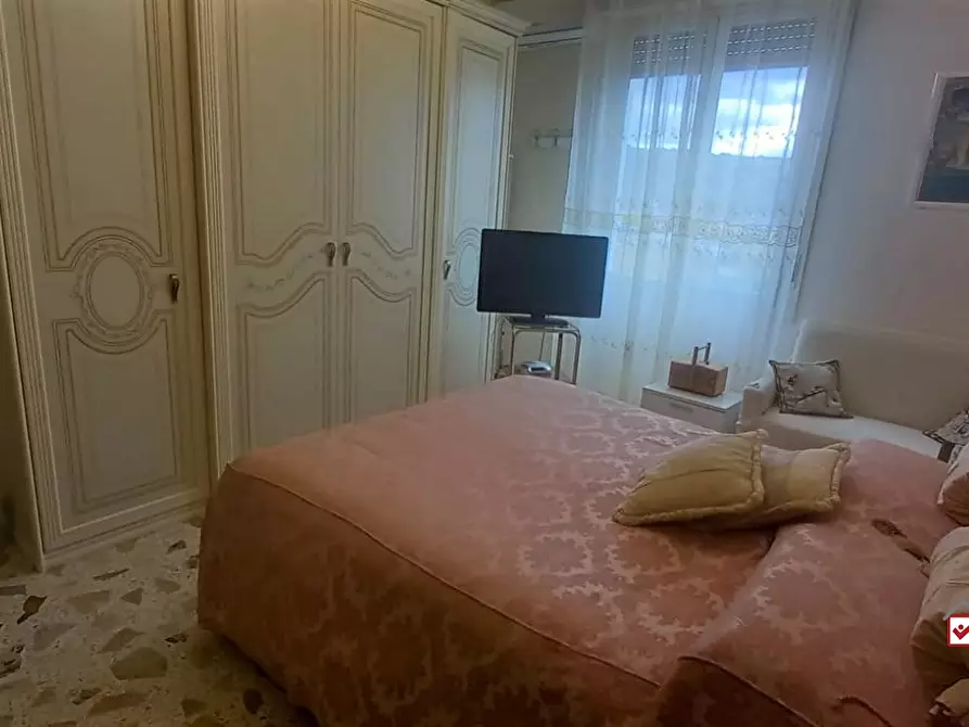 Immagine 10 di Appartamento in vendita  a Saponara