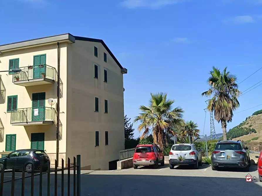 Immagine 3 di Appartamento in vendita  a Mistretta