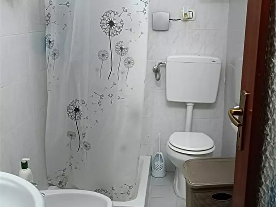 Immagine 9 di Appartamento in vendita  a Messina