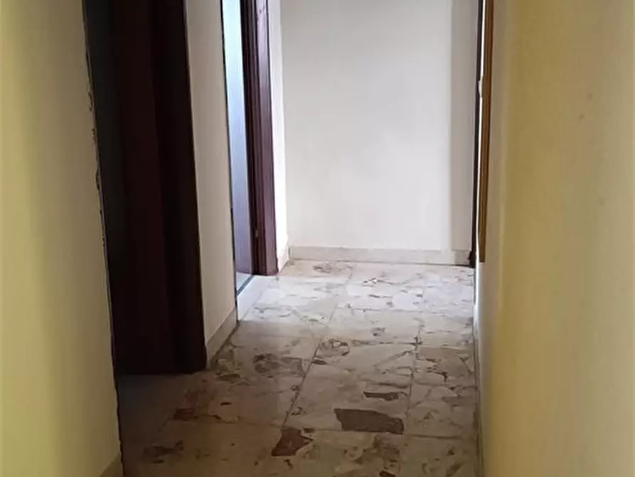 Immagine 8 di Appartamento in vendita  a Messina