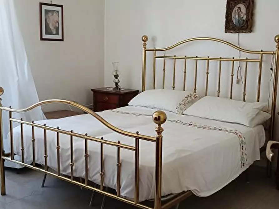 Immagine 2 di Appartamento in vendita  a Messina