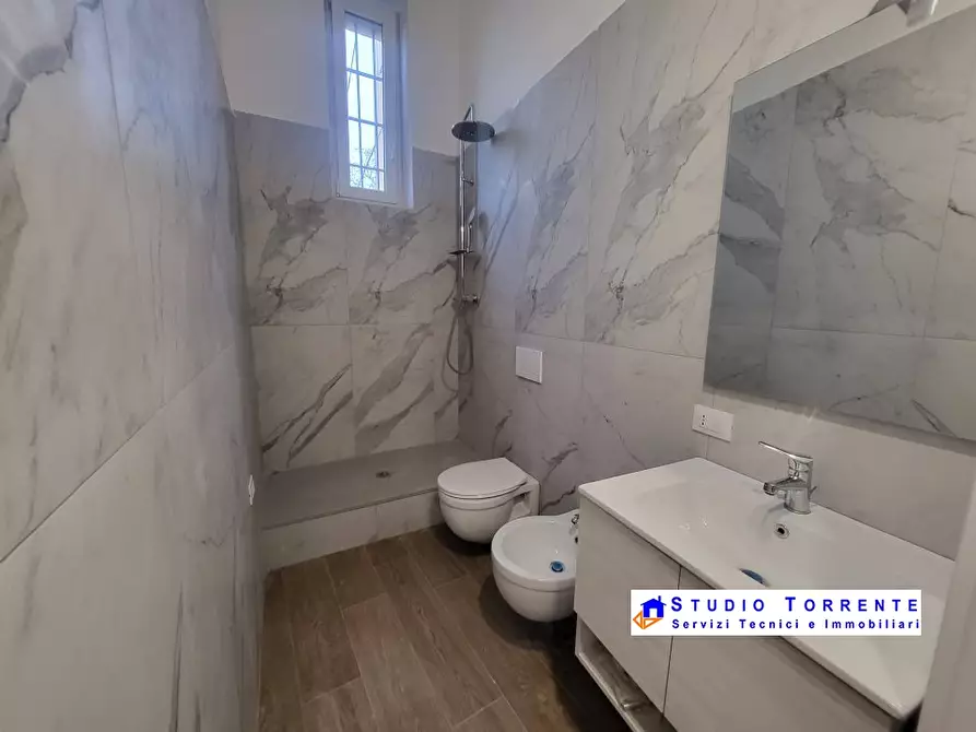 Immagine 10 di Appartamento in vendita  136 a Cormano