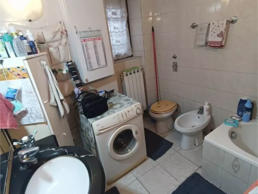 Immagine 10 di Appartamento in vendita  13 a Cormano