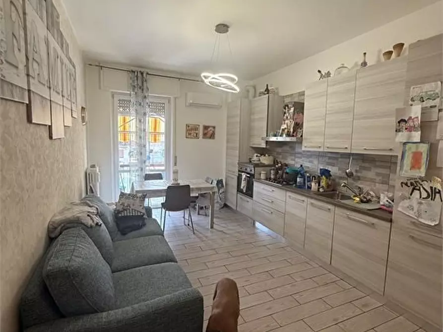 Immagine 3 di Appartamento in vendita  8 a Bollate
