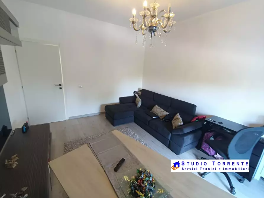 Immagine 9 di Appartamento in vendita  6 a Pero