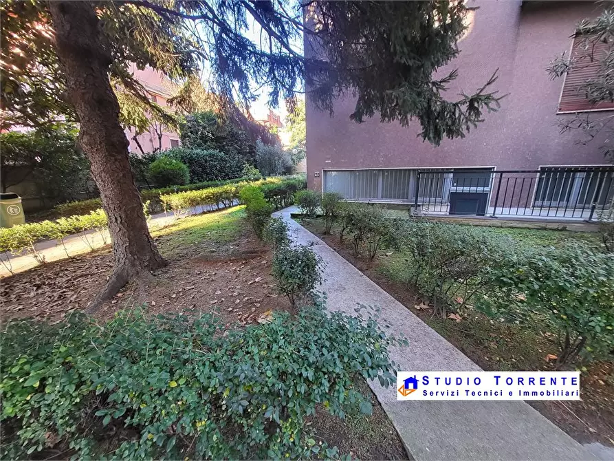 Immagine 6 di Appartamento in vendita  28 a Milano