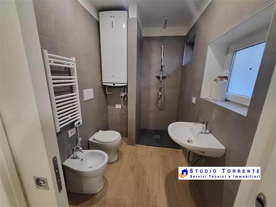 Immagine 9 di Appartamento in vendita  28 a Milano