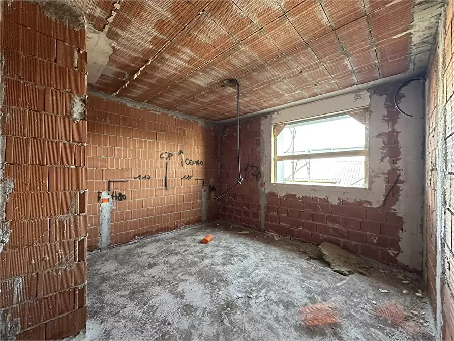 Immagine 3 di Appartamento in vendita  a Parabiago