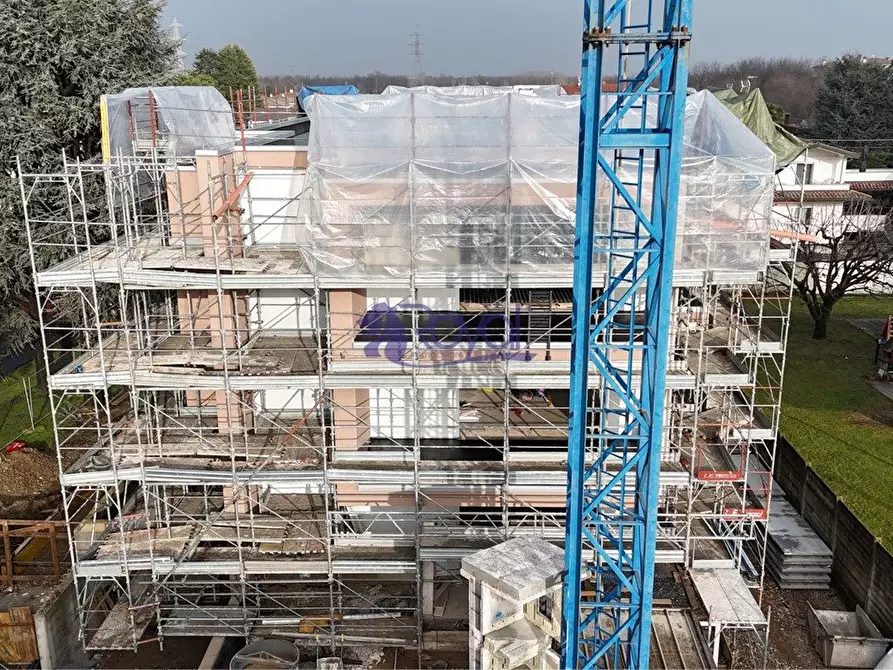 Immagine 8 di Appartamento in vendita  a Busto Garolfo