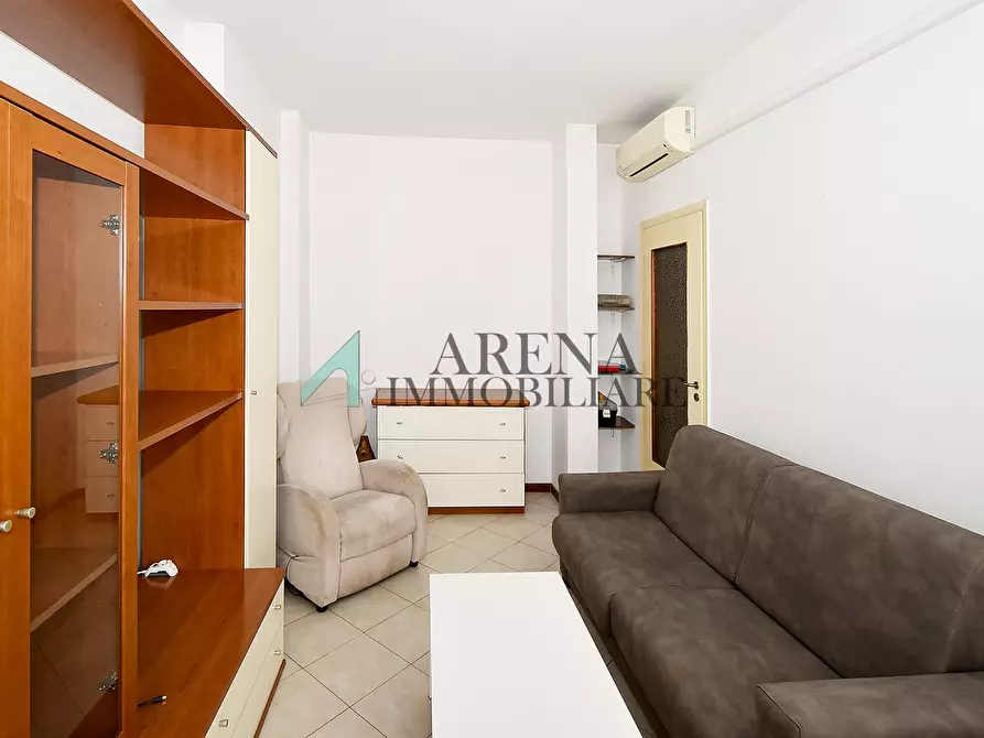 Immagine 6 di Appartamento in vendita  26 a Milano