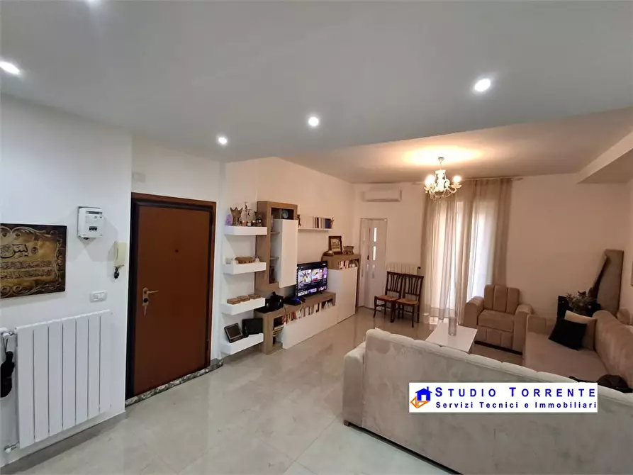 Immagine 9 di Appartamento in vendita  5 a Paderno Dugnano