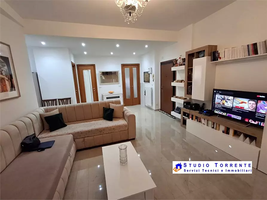 Immagine 7 di Appartamento in vendita  5 a Paderno Dugnano