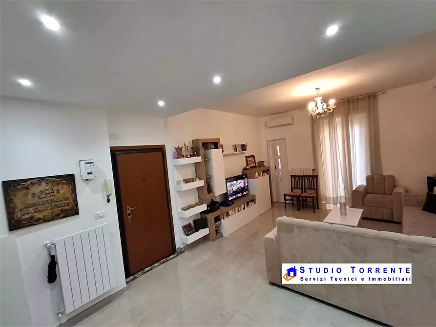 Immagine 8 di Appartamento in vendita  5 a Paderno Dugnano