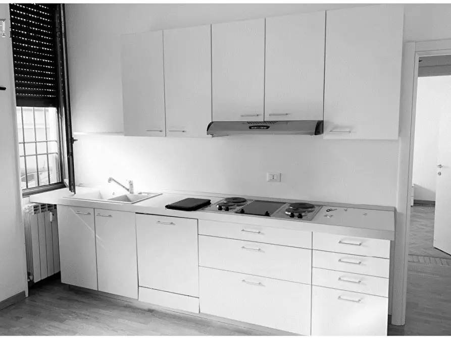 Immagine 4 di Appartamento in vendita  a Milano