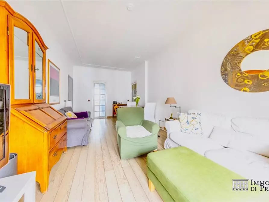 Immagine 2 di Appartamento in vendita  a Milano