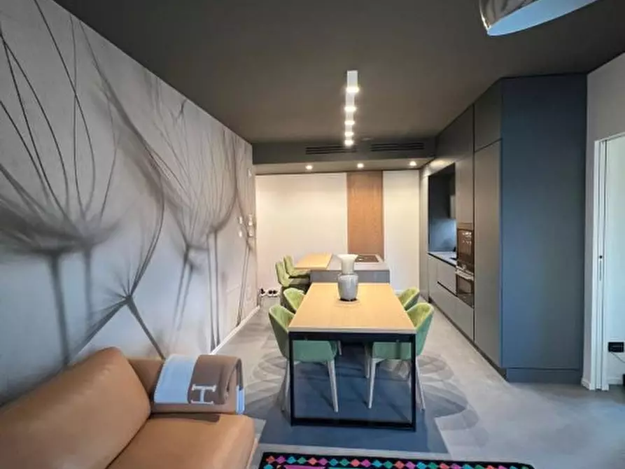 Immagine 2 di Appartamento in vendita  a Milano