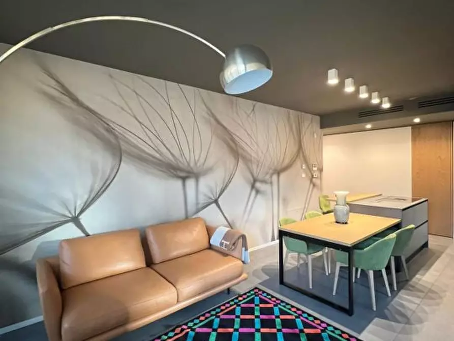 Immagine 9 di Appartamento in vendita  a Milano