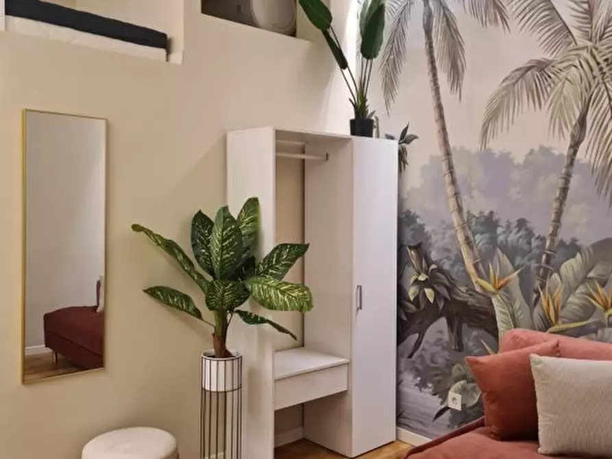 Immagine 3 di Appartamento in vendita  10 a Milano