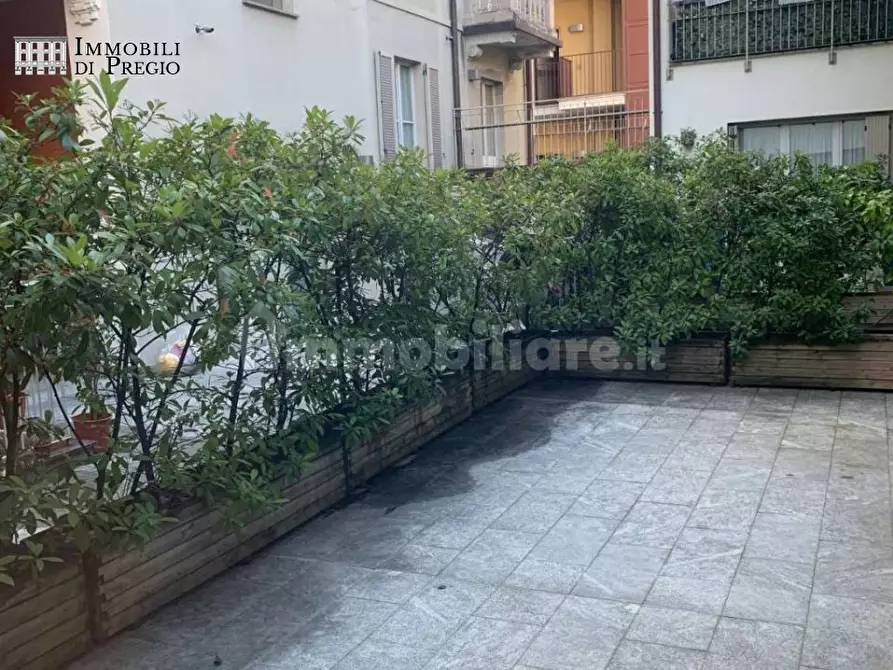 Immagine 8 di Appartamento in vendita  a Milano