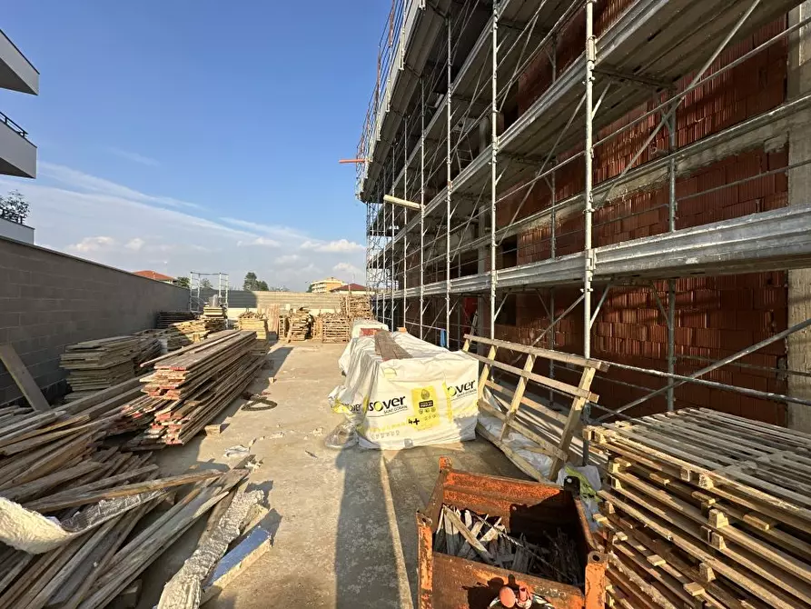 Immagine 5 di Appartamento in vendita  a Parabiago