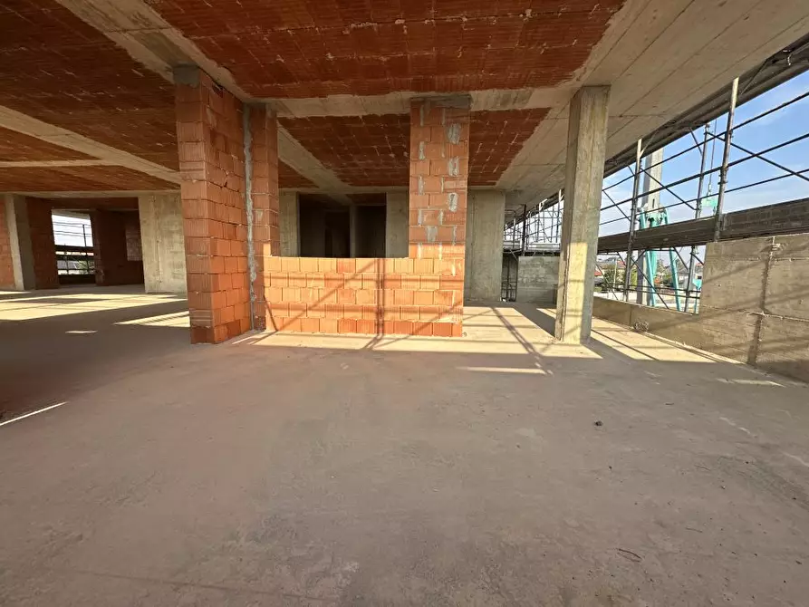 Immagine 9 di Appartamento in vendita  a Parabiago