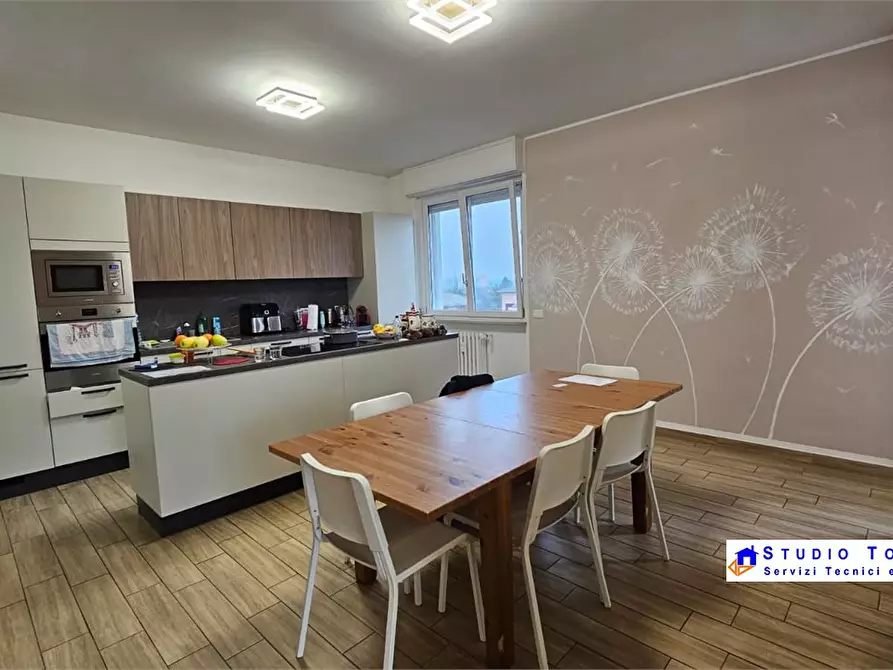 Immagine 7 di Appartamento in vendita  a Bollate